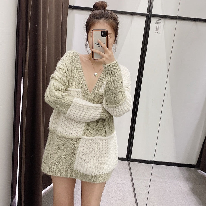 Women's V-neck Sweater Knitwear
