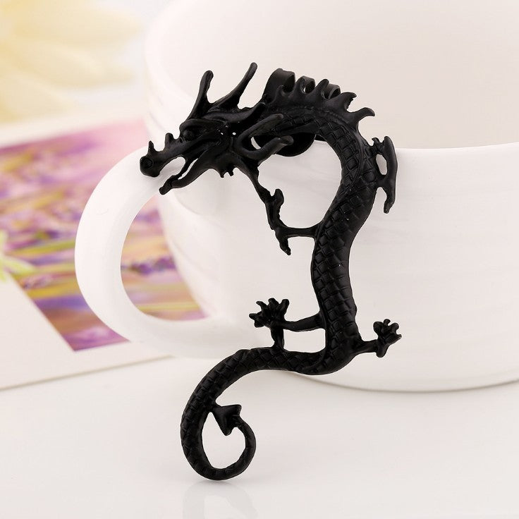 Women's European And American Retro Punk Wind Dragon Ear Clip