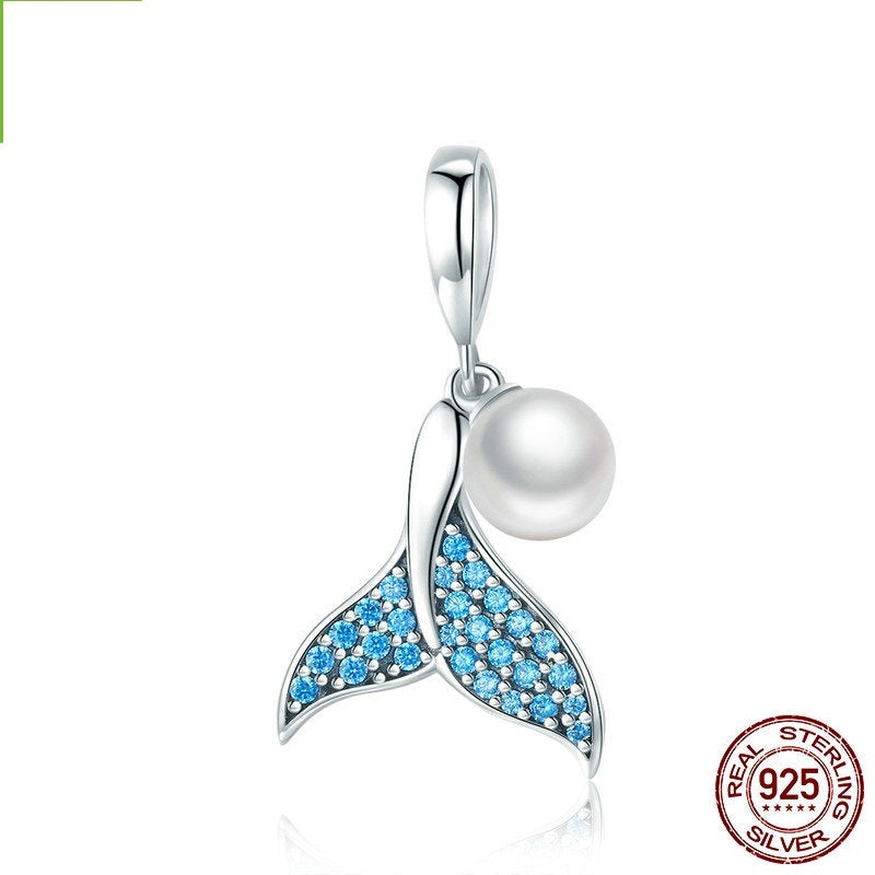 Pulsera de plata de ley con cuentas y dije de diamante