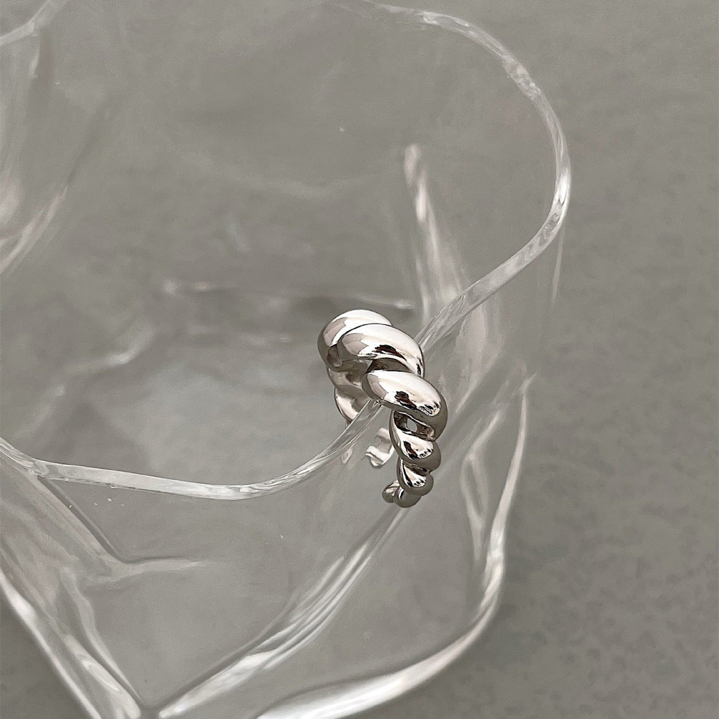Female Retro Fashion Elegance Simple Ring