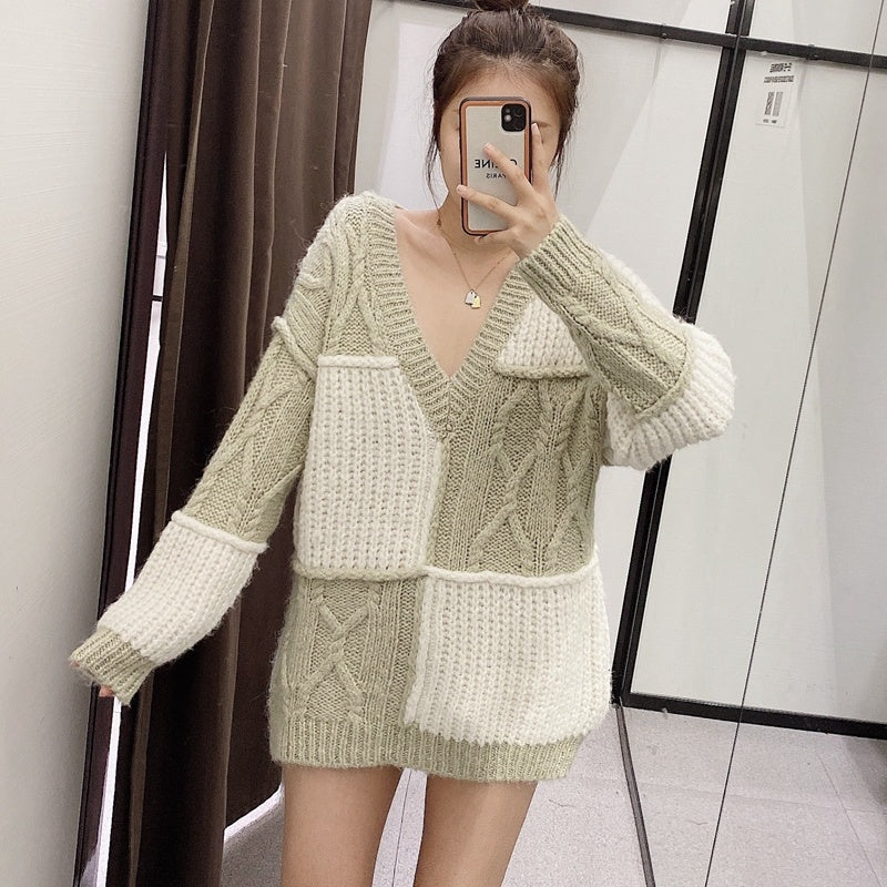 Women's V-neck Sweater Knitwear