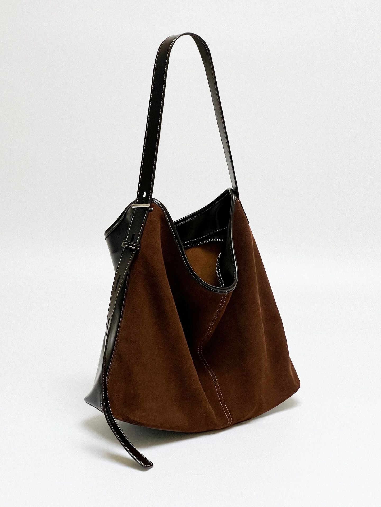 Matte Leather Underarm Commuter Bag