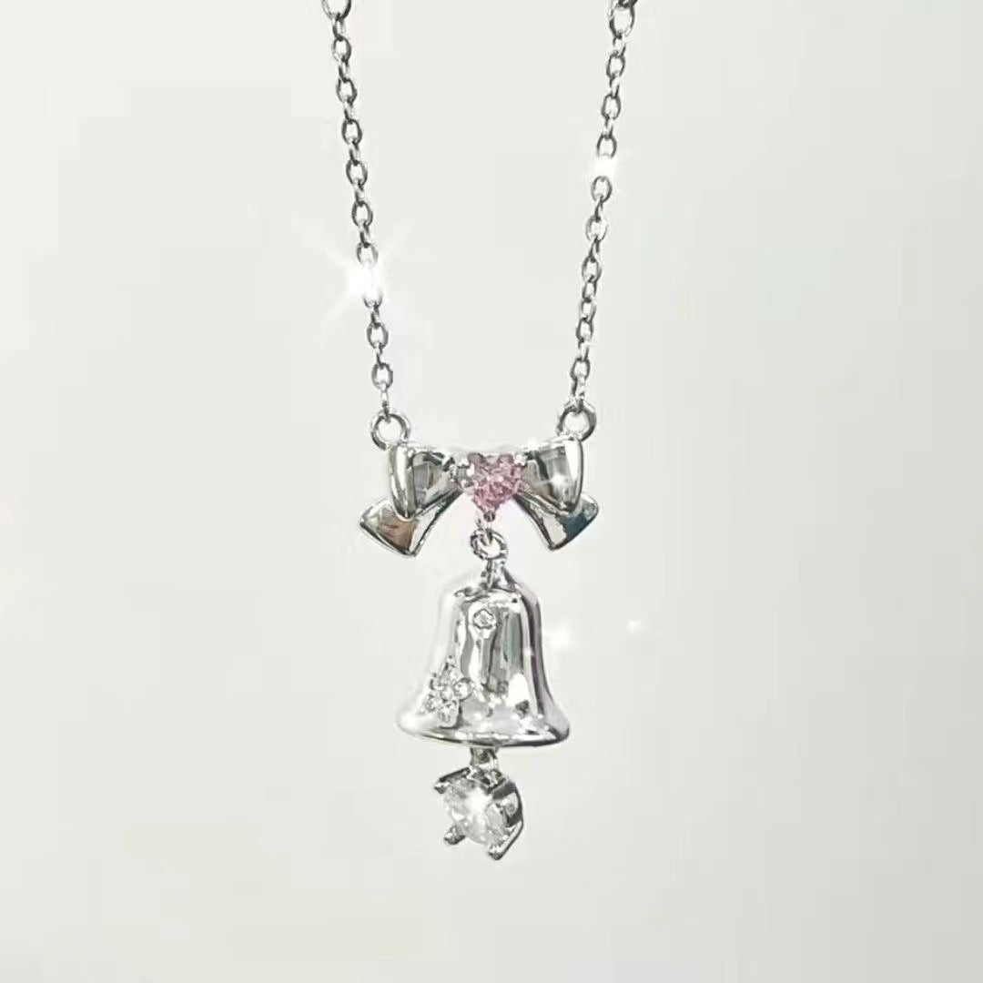 Collar de campana tintineante para mujer, estilo nicho, temperamento de alto sentido.