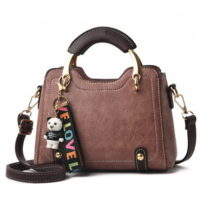 Portable Messenger Bag Small Retro Bag Wild