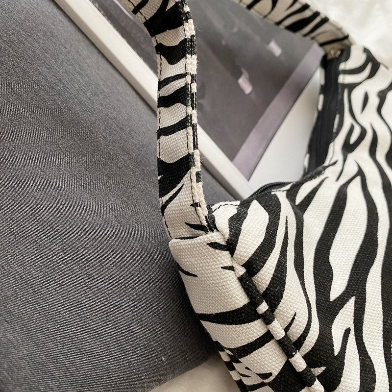 B&W Canvas Hobo Bag