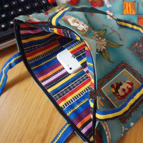 Retro canvas bag