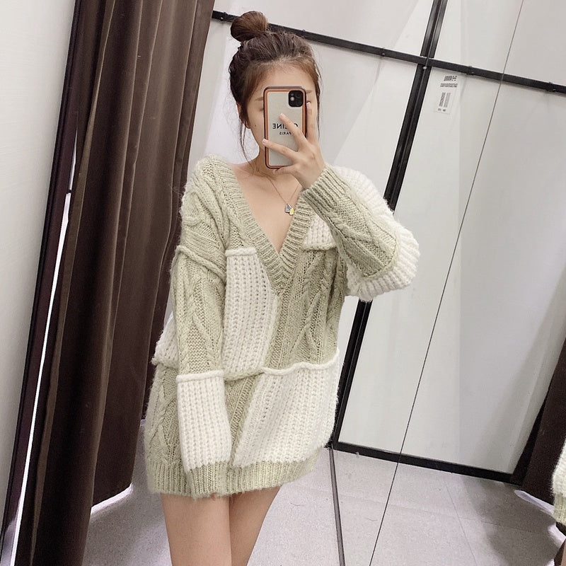 Women's V-neck Sweater Knitwear