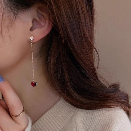 Silver Needle Asymmetric Diamond Love Chain Earrings