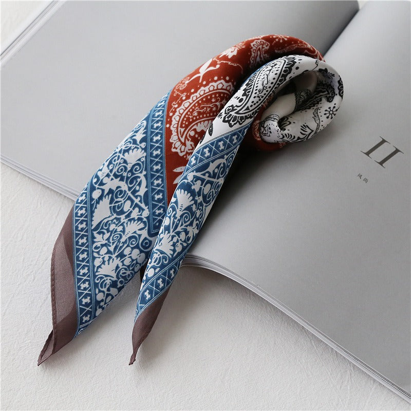 Retro artistic small square scarf - BAGMODA
