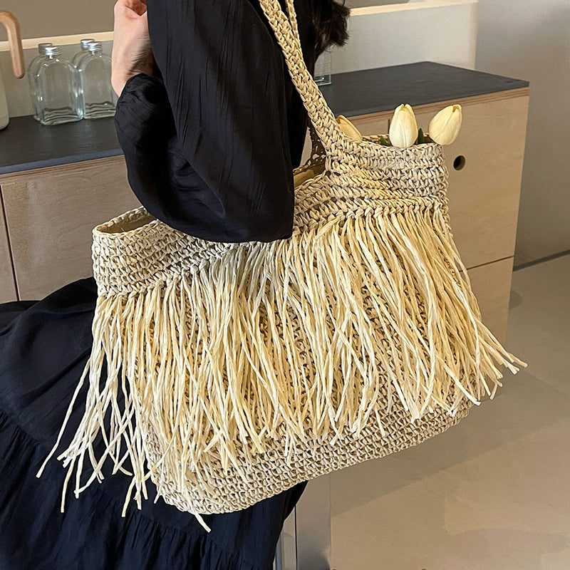 Straw Woven Tassel Shoulder Bag