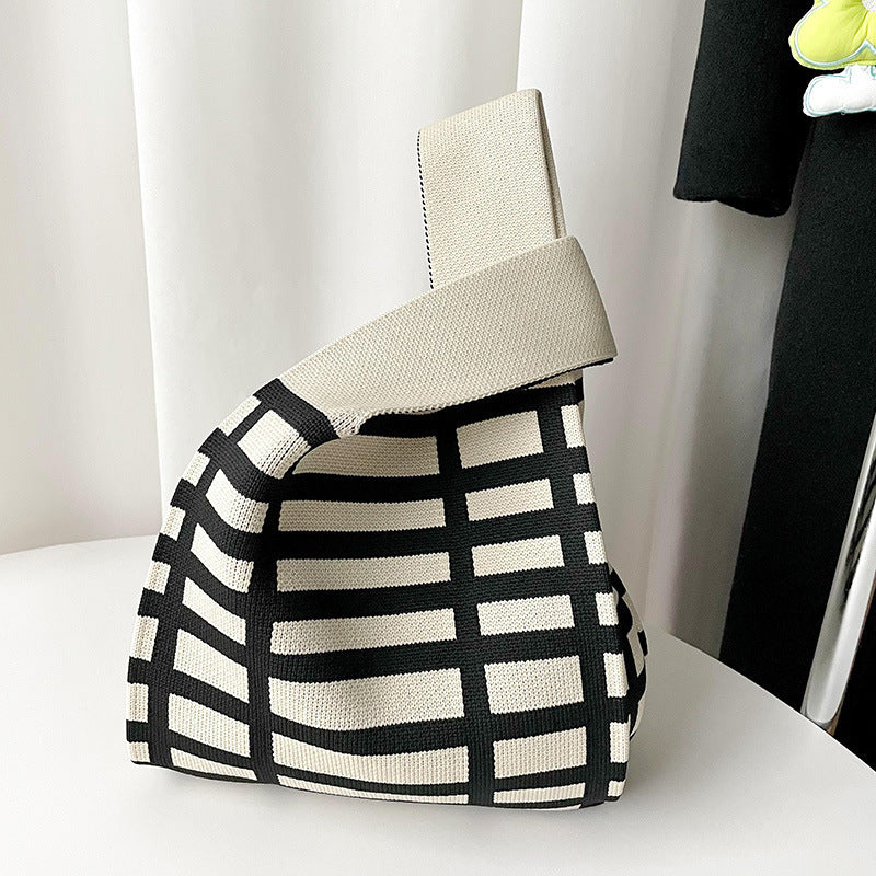 Special Knitted Shoulder Bag