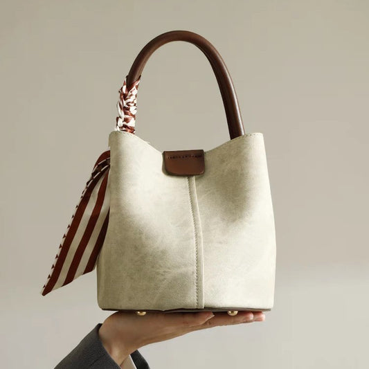 StreetÉvo Bucket Bag