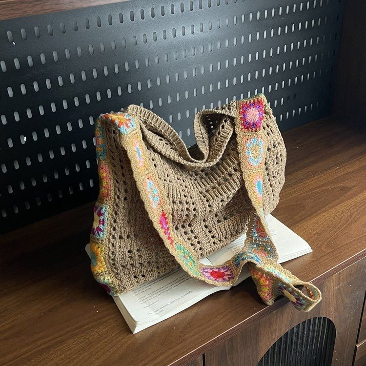 Urban Knitted tote