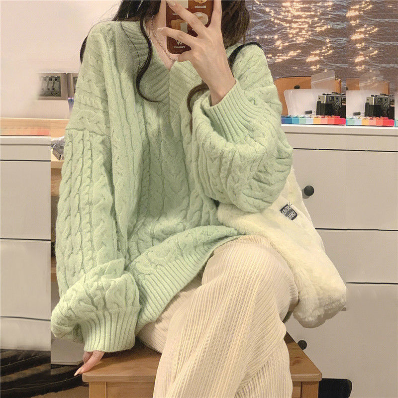 Autumn And Winter Women's Loose And Lazy Style Knitwear Top Sweater