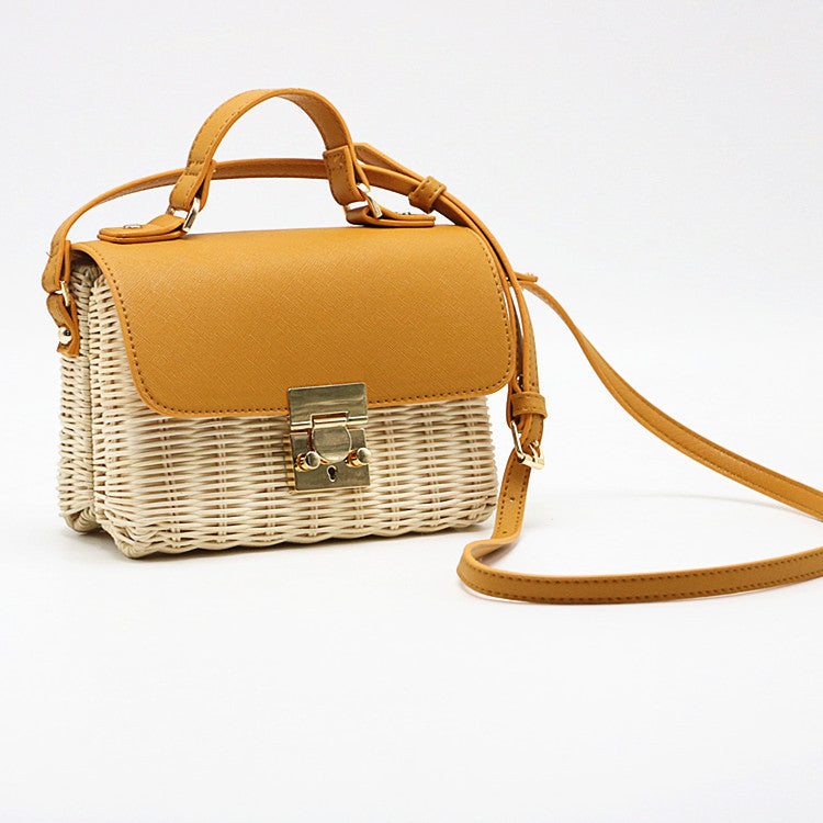 Flap woven crossbody bag portable beach bag