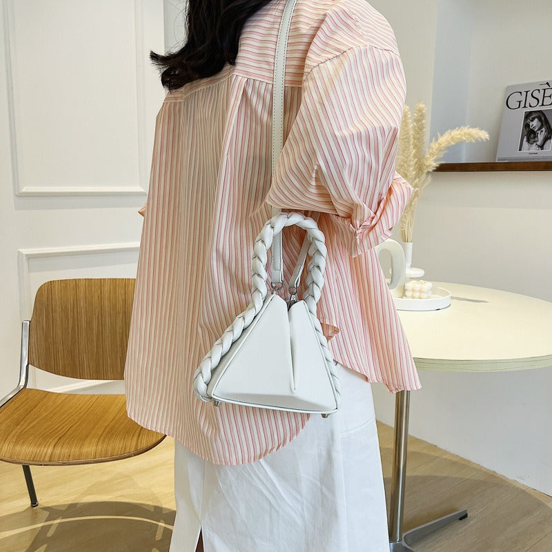 TwistTrend Geometric Handbag