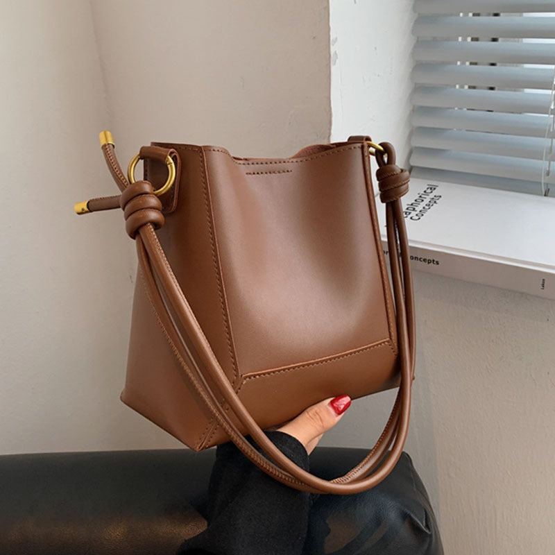 Retro Chic Bucket Bag