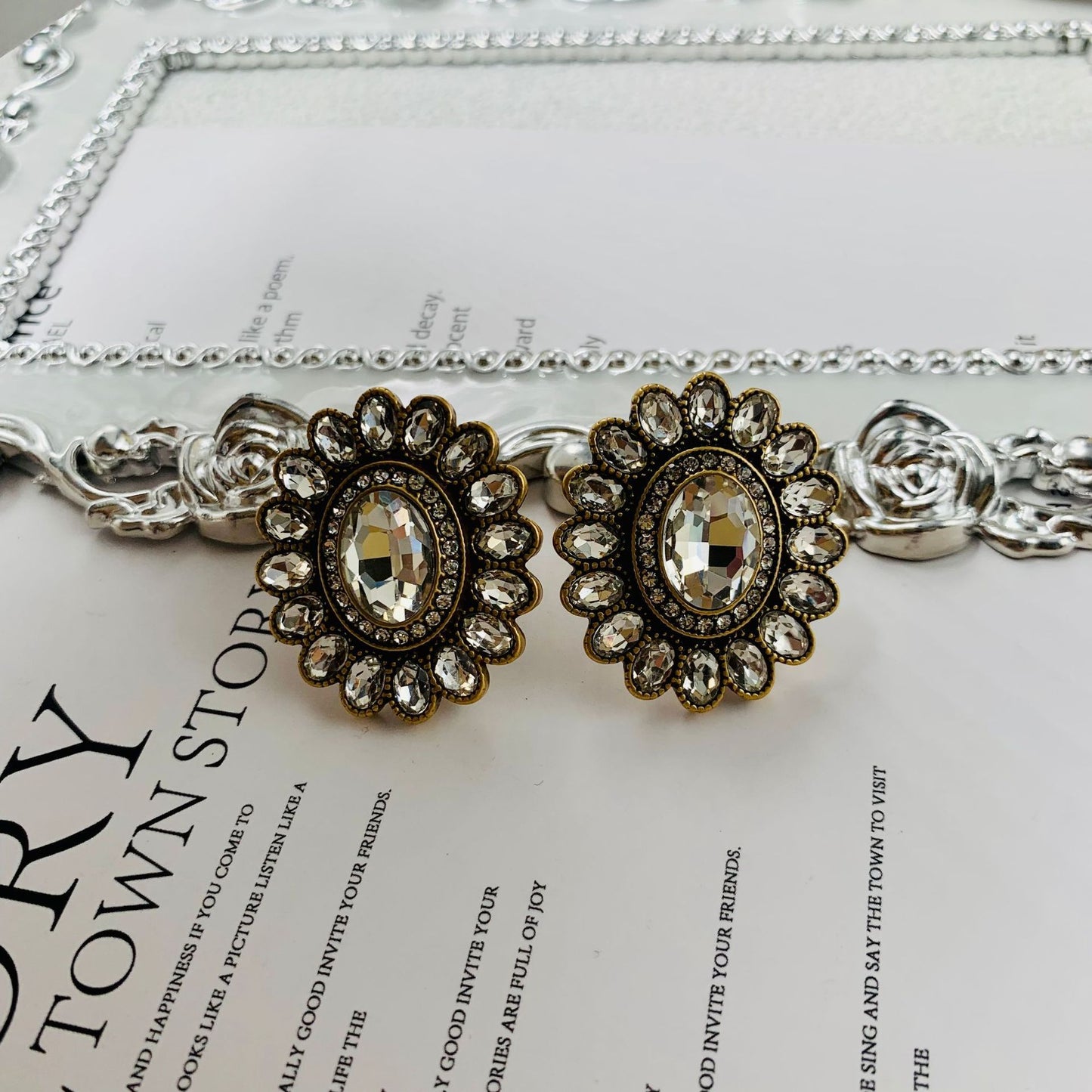 Western Retro Marking Full Inlaid Luxury High-profile Earrings