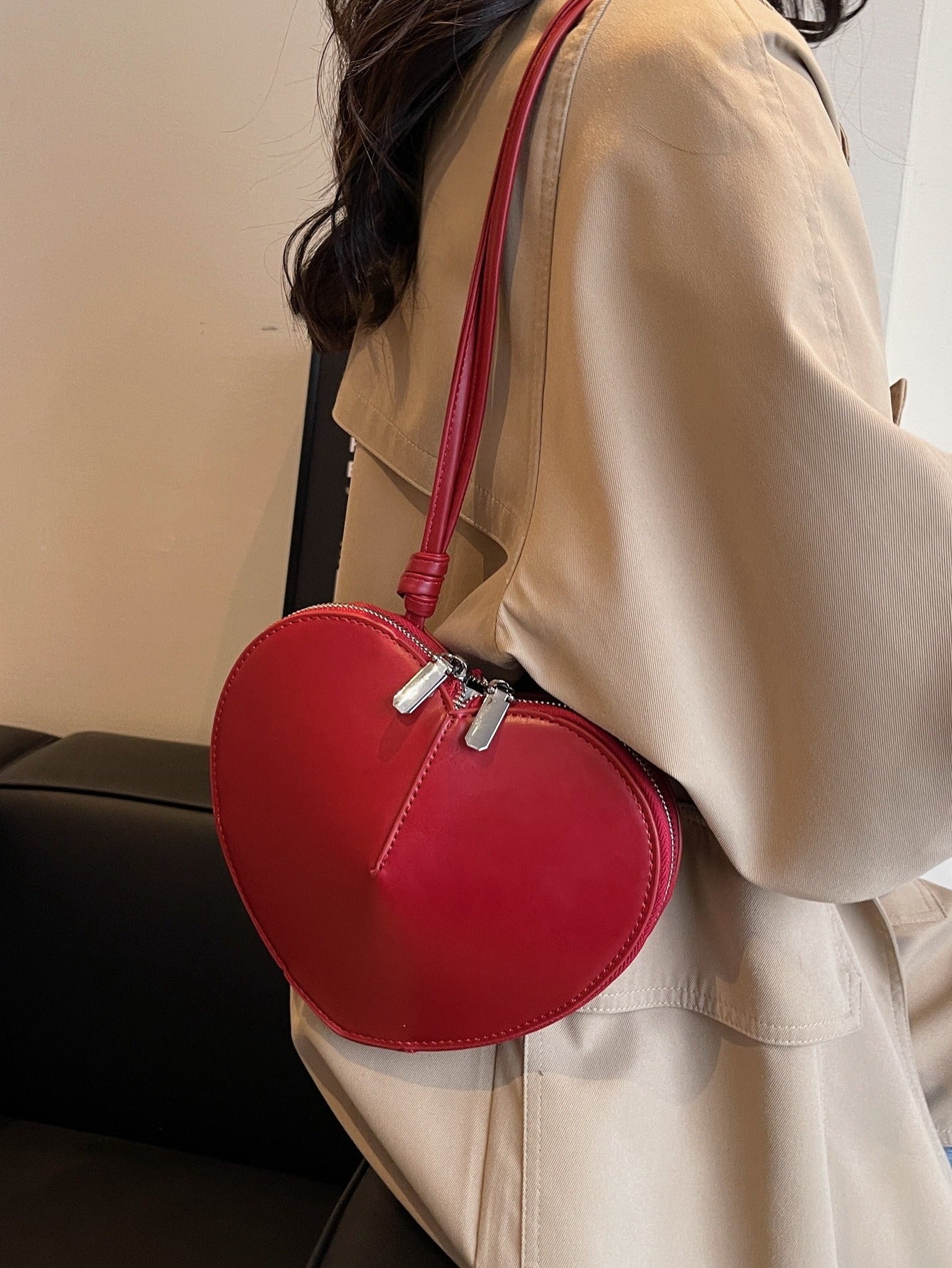 Love & Go Heart Bag