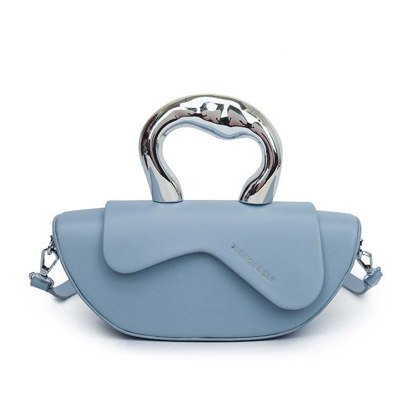 Chic Summer Sidekick Bag