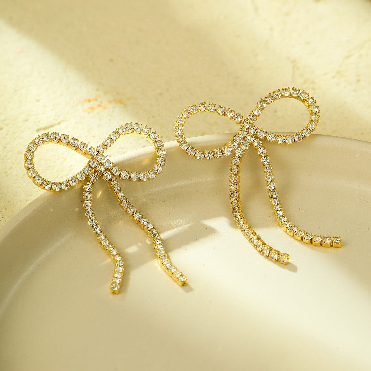 European And American Design Fashion Bowknot Earrings