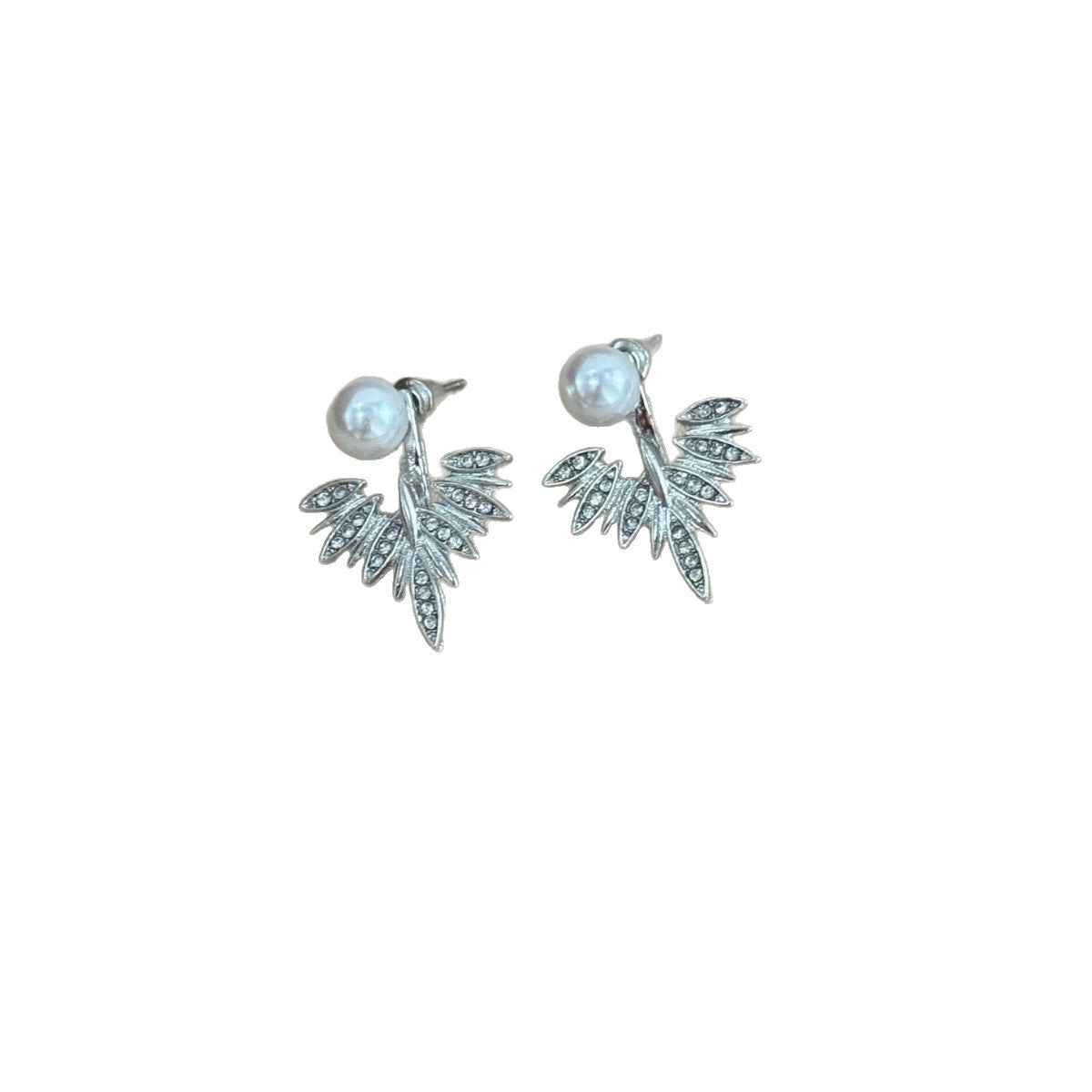 Ladies' Backward-hanging Wing Pearl Earrings