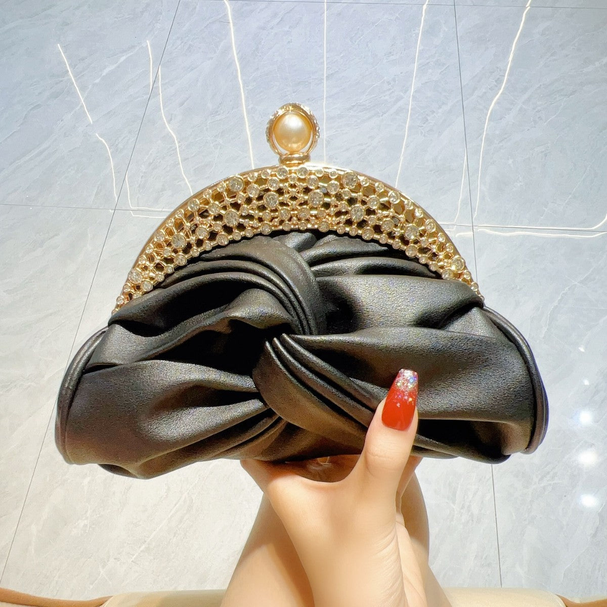 Diamond-embedded Socialite Mini Clutch