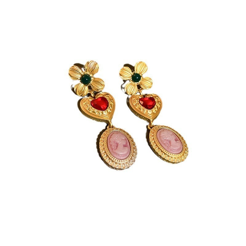 Fashion Personality Retro Diamonds Love Heart Flowers Earrings