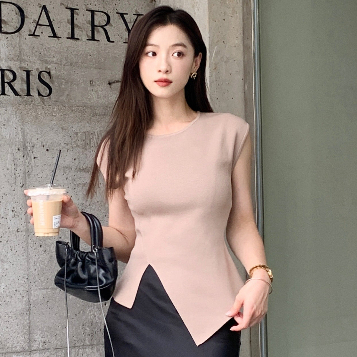 High-grade Ice Silk Waist-tight Slimming Sense Of Design Knitwear Top For Women