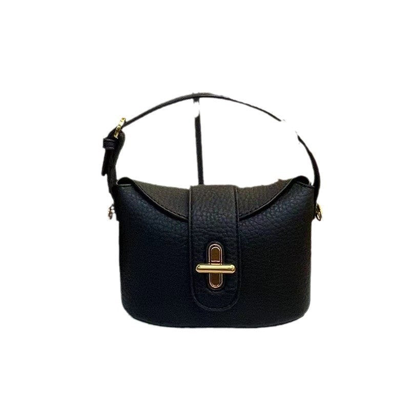 EaseLuxe Underarm Bag