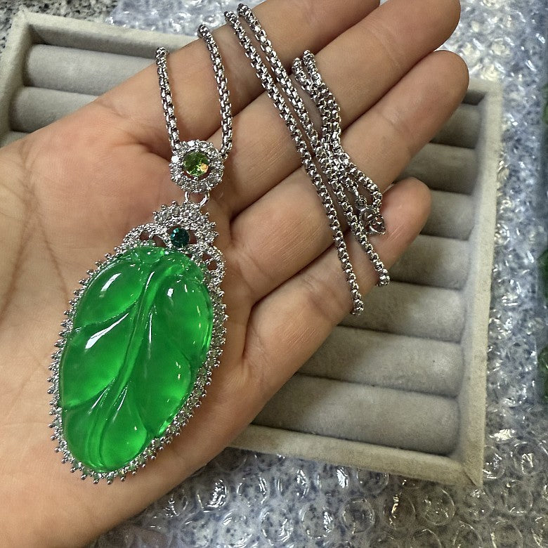Artificial Chalcedony Lucky Pendant Pendant Emerald Green Safety-blessing Card Necklace Temperament