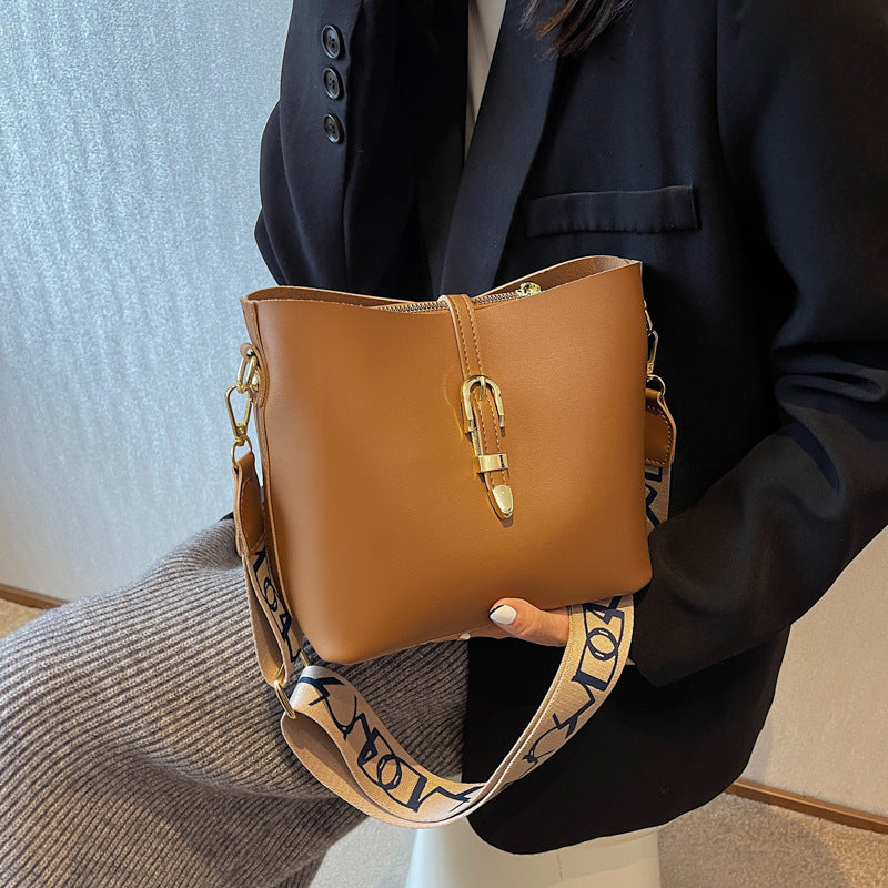 Majesta Vogue Bag