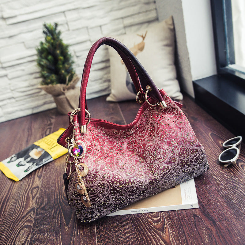 Hollow Peacock Pattern Shoulder Bag