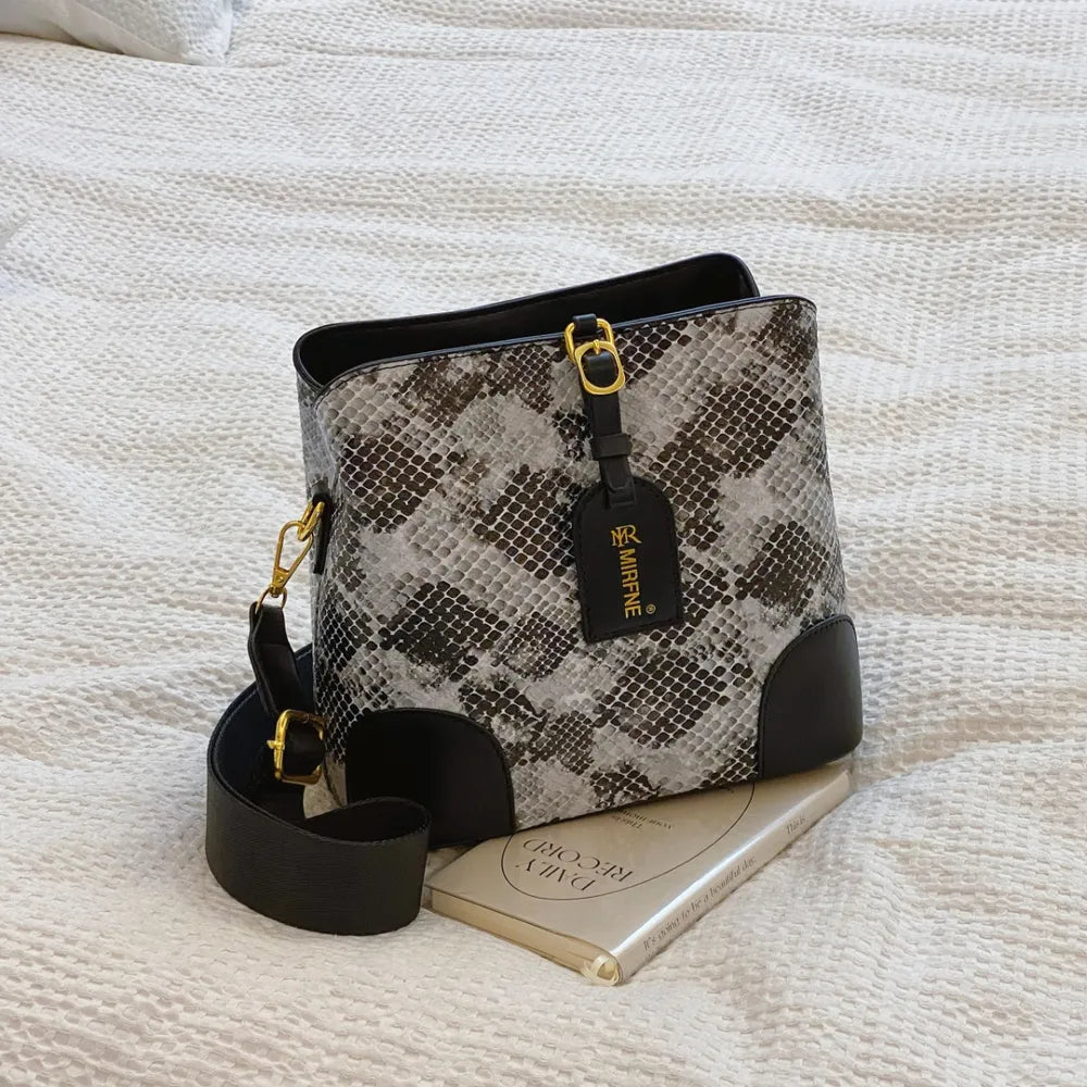 Fierce Snake Print Shoulder Bag - BAGMODA