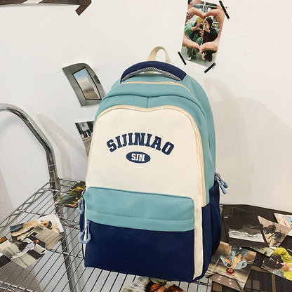 Mochila de viaje para pareja de estudiantes universitarios