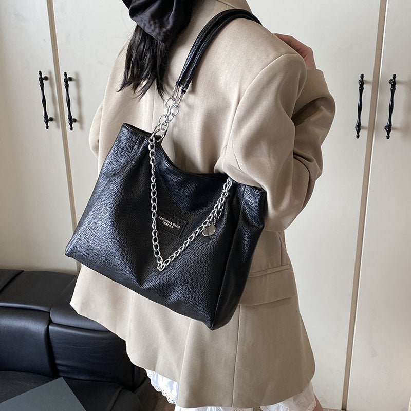 Aurelia Grande Tote