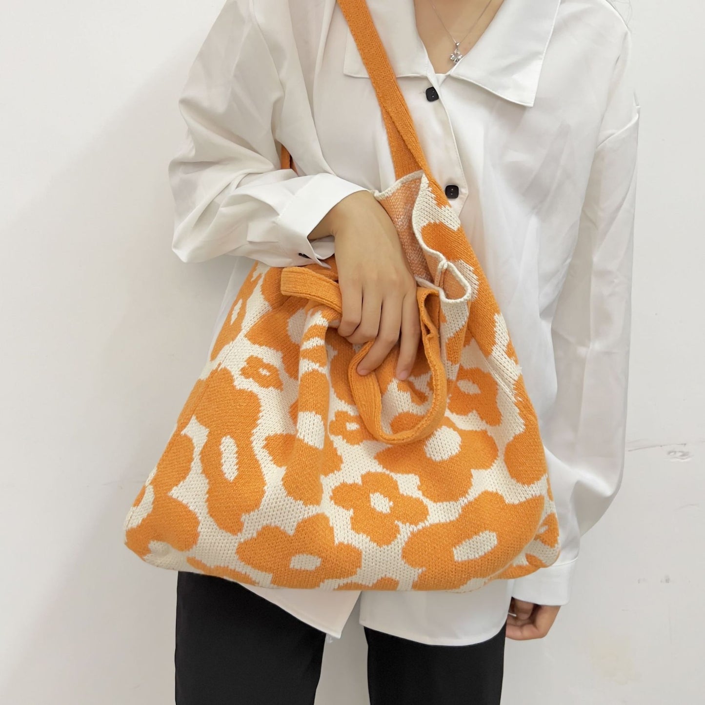 Knitted Floral Bag