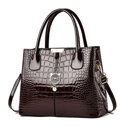 Bolso de hombro de piel suave 
