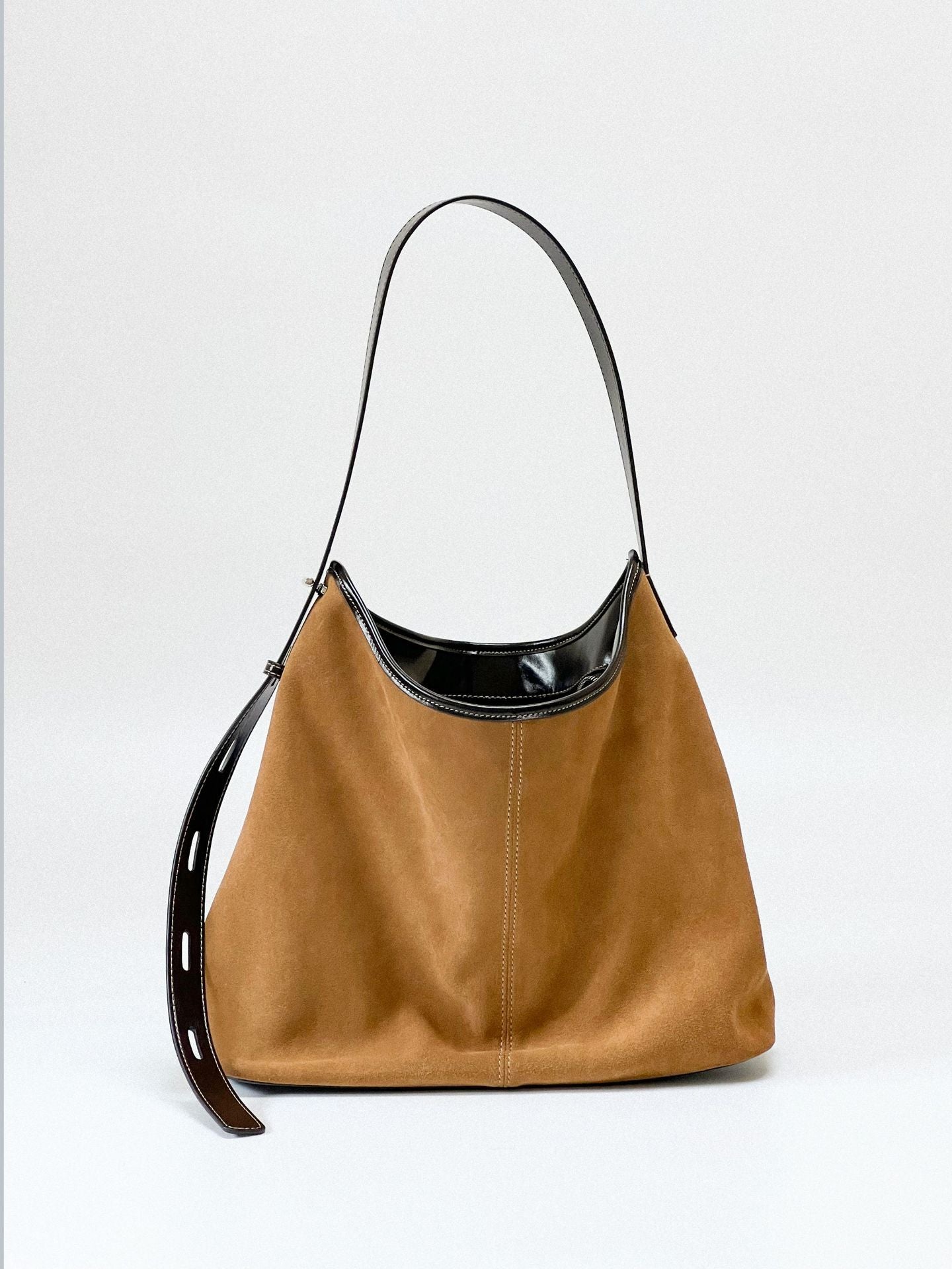 Matte Leather Underarm Commuter Bag
