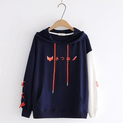 Sudadera con capucha estampada