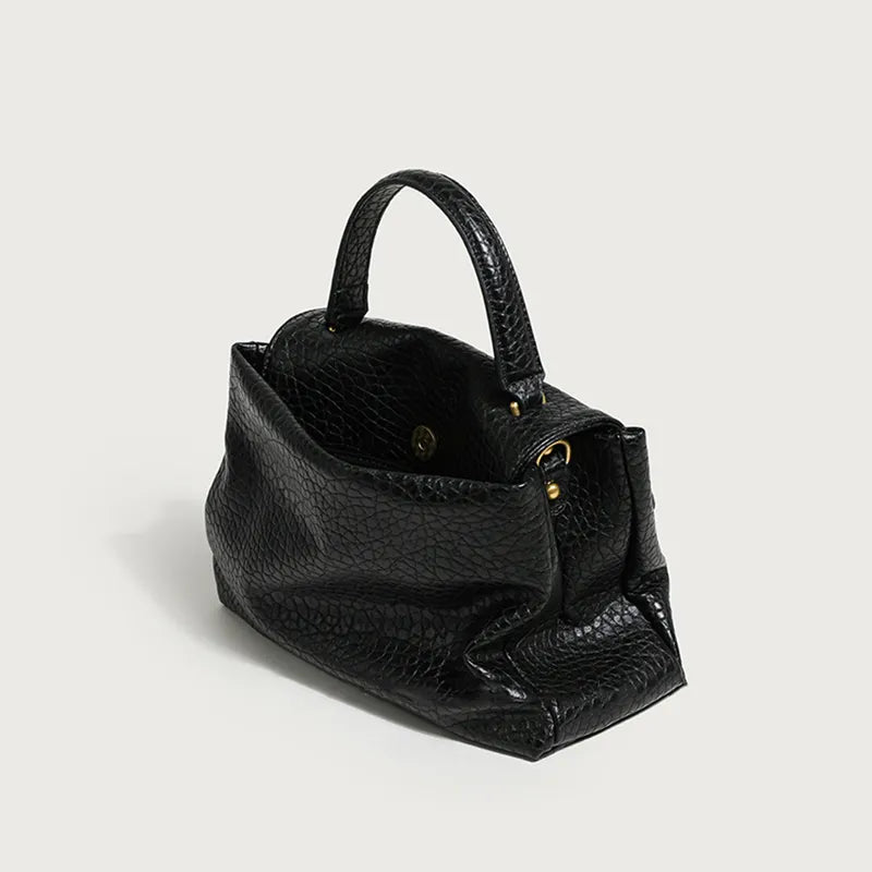 Retro Black Crocodile Pattern