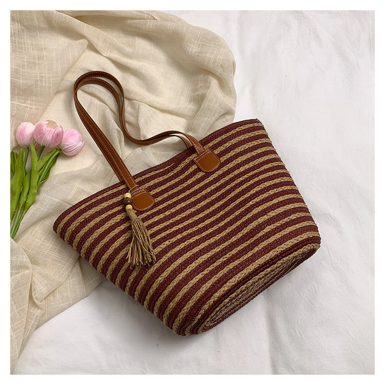 Bolso minimalista para mujer tejido en contraste de colores