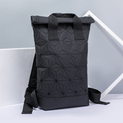 Mochila con diseño geométrico de diamantes