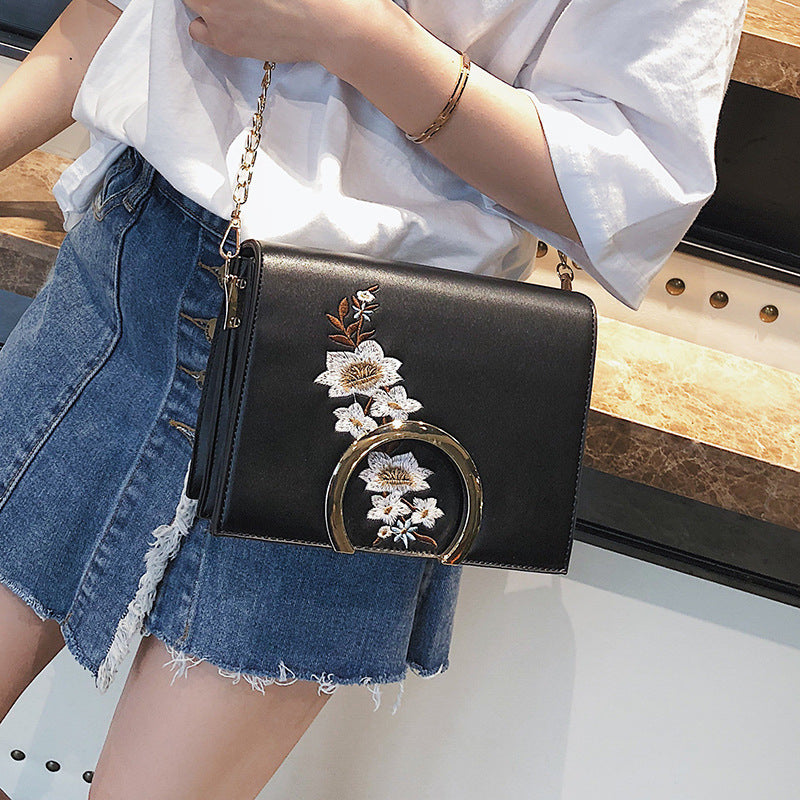 Embroidered Girl Small Satchel Chain Bag