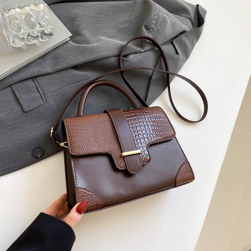 Eterna Chic Crossbody