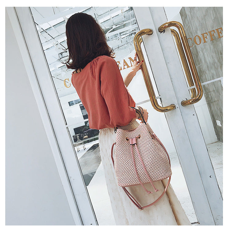 Bamboo Hand Bucket Shaped Woven Women's Bag One Shoulder Diagonal Bag