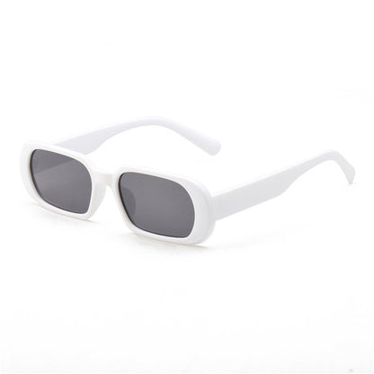 Gafas de sol cuadradas pequeñas, gafas de sol retro de moda para hombres y mujeres europeos y americanos.