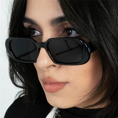 Gafas de sol cuadradas pequeñas, gafas de sol retro de moda para hombres y mujeres europeos y americanos.
