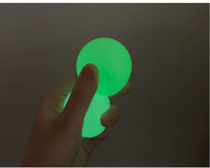Bolas adhesivas luminosas para pared, juegos de fiesta en casa, juguetes novedosos que brillan en la oscuridad, juguete de descompresión para apretar.