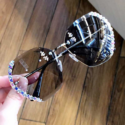 Diamantbesetzte Sonnenbrille Damen Anti-Sonnenbrille Damenmode Rundes Gesicht Autofahren Reisebrille Koreanischer Trend